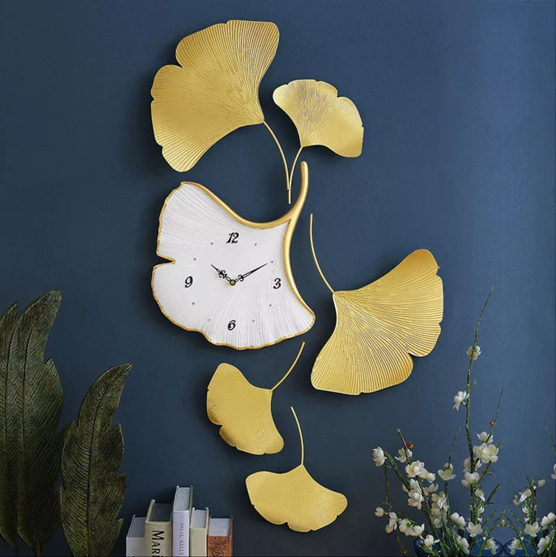 Wall Clock Décor