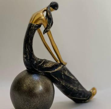 Nordic Abstract Figurine