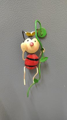 Magnetic Honey Bee – Mix Design