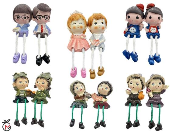 2pcs Couple Hanging Legs Figurines – Mix Design
