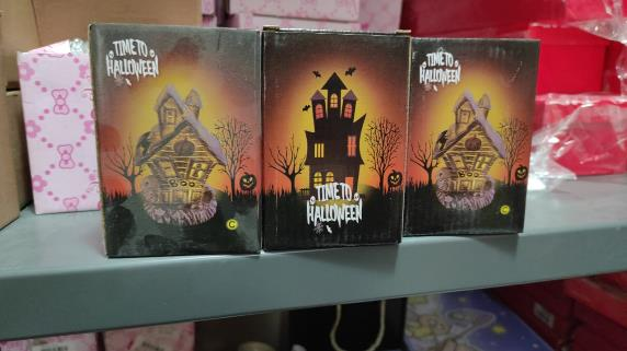Resin Mini Halloween Haunted House Statue – 4.3 inch