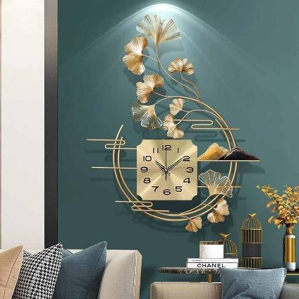 Wall Clock Décor