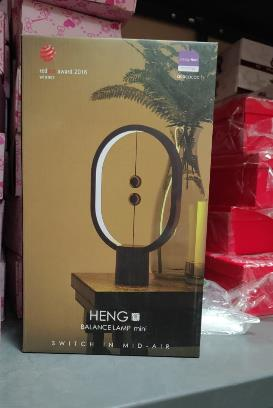 Heng Balance LED Magnetic Desk Lamp – Small, USB Charging