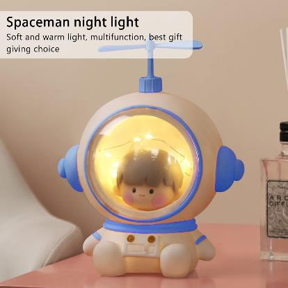 Cute Spaceman Night Light – Astronaut Ornament