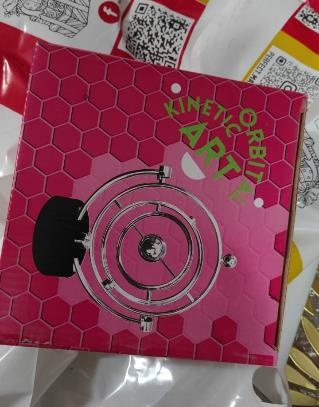 Kinetic Art Asteroid – Perpetual Motion Desk Toy