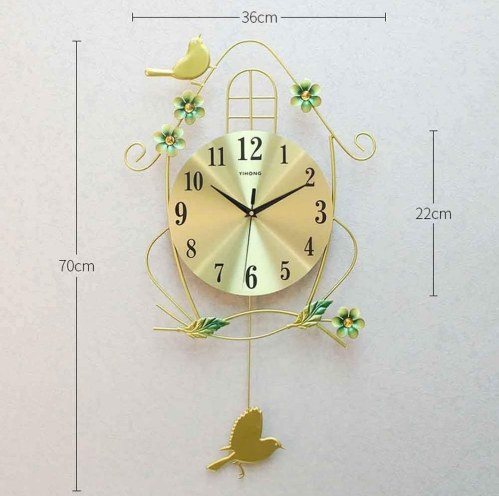 Wall Clock Décor