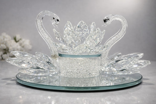 حامل شموع على شكل بجعة