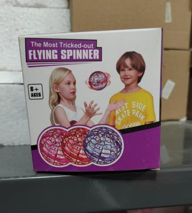 LED BOOMERANG BALL material: PLASTIC