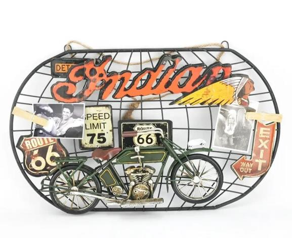 Metal Hanging Décor