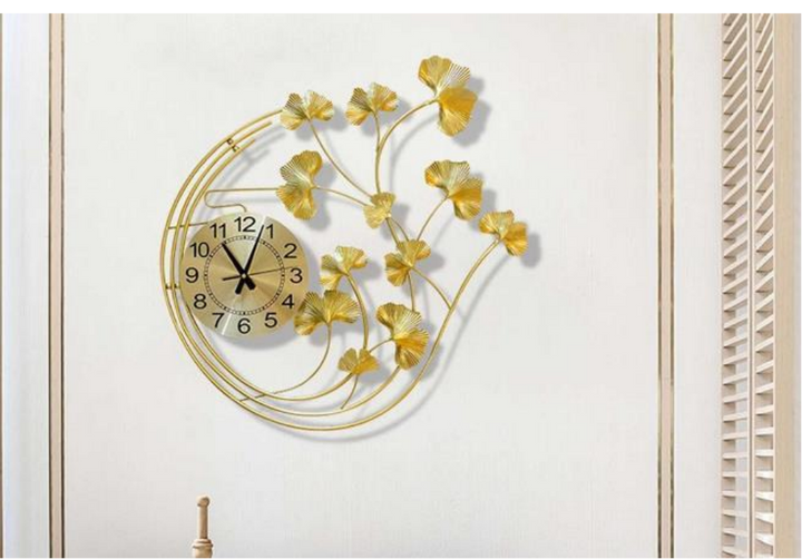 Wall Clock Décor