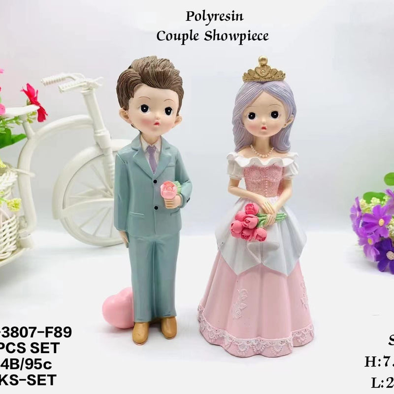 Couple Décor Figurine