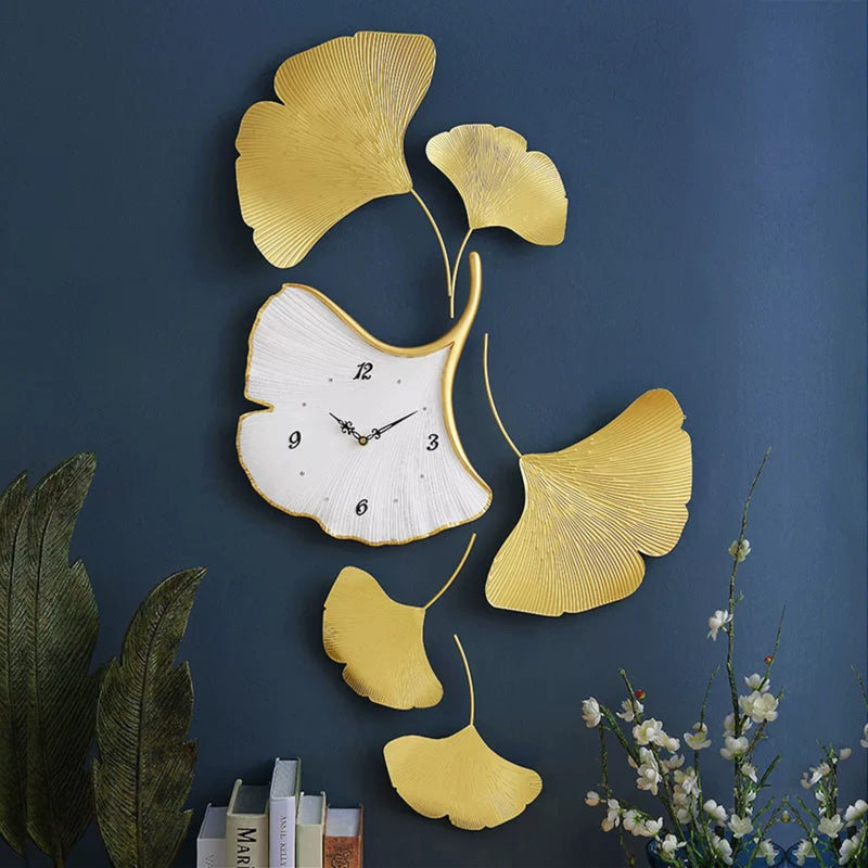 Wall Clock Décor